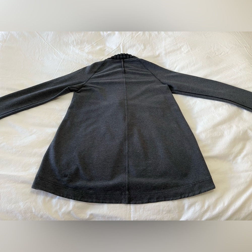 Lululemon Womens SZ 6 | Gray Heathered Bliss Break Jacket Yoga Cardigan One Snap - Picture 7 of 8